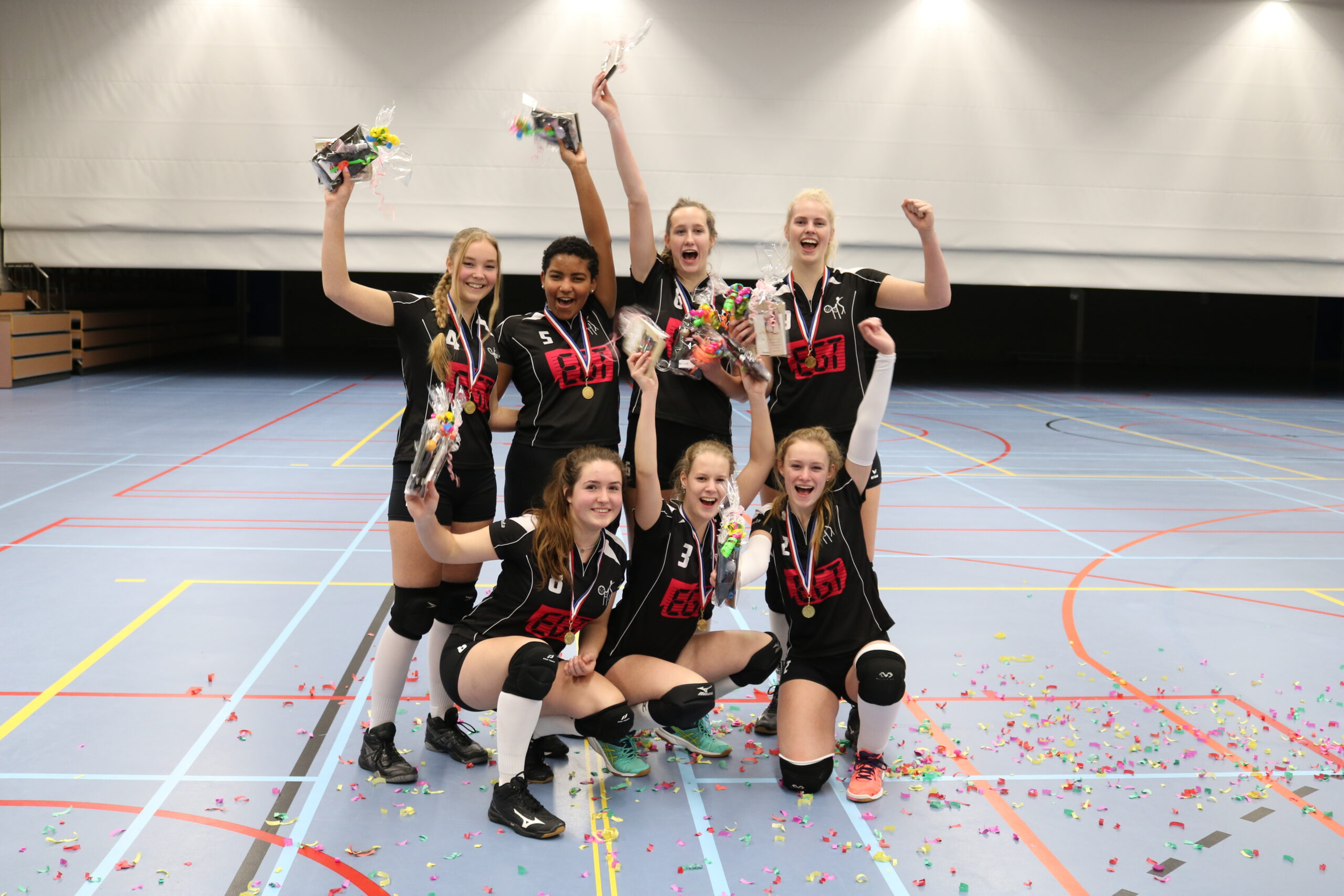 Puttense volleybalsters kampioen